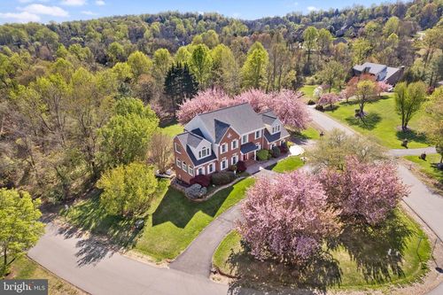 7573 Fusilier Dr, WARRENTON, VA, 20186-9722 | Card Image