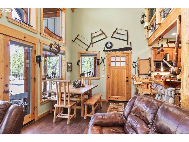 Dining Area | Image 7