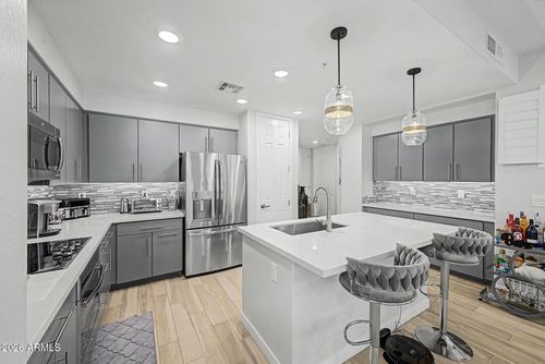 145-250 W Queen Creek Rd, Chandler, AZ, 85248-3432 | Card Image