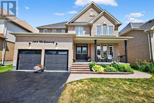 105 The Queensway Pass, Barrie (Innis-Shore), ON, L4M0B2 | Card Image