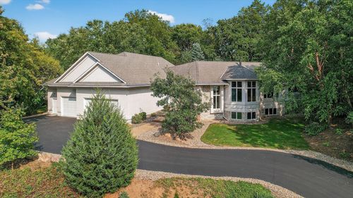 2520 Arbor Ct, Mendota Heights, MN, 55120-2604 | Card Image