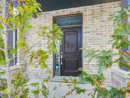 62-745 Chelton Rd, London, ON, N6M0J1 | Card Image