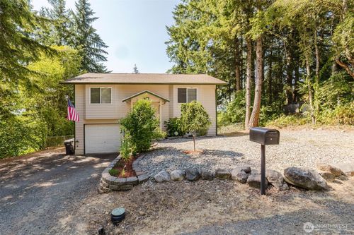 1050 Ne Larson Blvd, Belfair, WA, 98528-9206 | Card Image