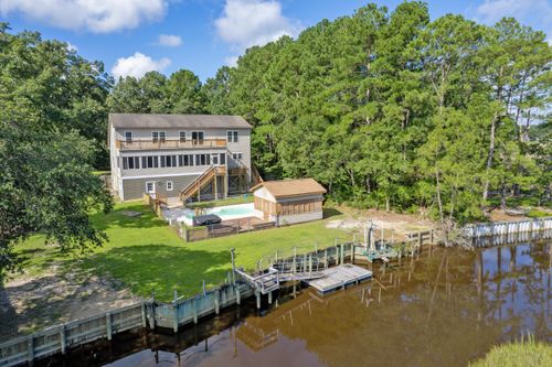 8597 Doar Rd, Awendaw, SC, 29429-6084 | Card Image