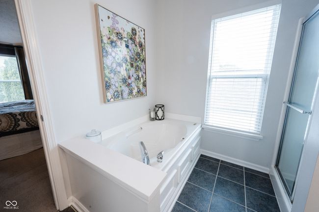 14030 Avalon East Dr, House other with 4 bedrooms, 4 bathrooms and null parking in Fishers IN | Image 32