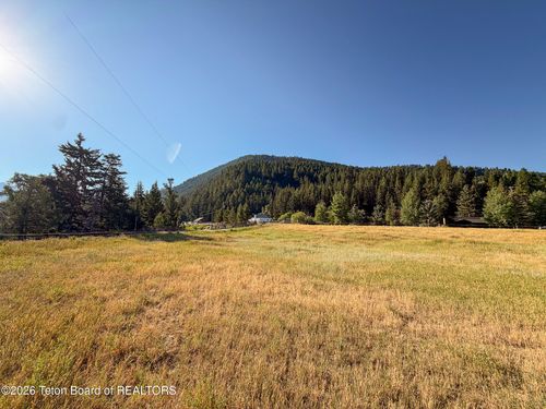 1805 River Dr, Jackson, WY, 83001 | Card Image