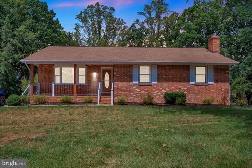 6823 Massaponax Church Rd, SPOTSYLVANIA, VA, 22551-2223 | Card Image