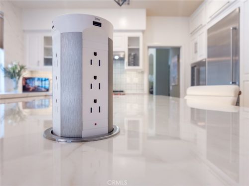 24587 Lola Ln, Newhall, CA, 91321-5017 | Card Image