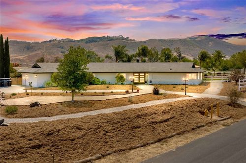 28885 E Vallejo Ave, Temecula, CA, 92592 | Card Image