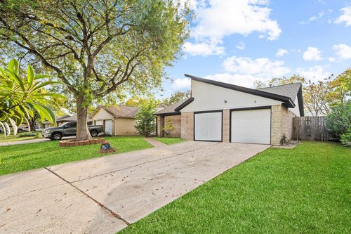 3823 Shadow Trl, Houston, TX, 77084-3825 | Card Image