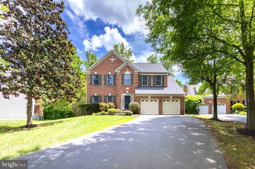 12685 Fox Woods Dr, Oak Hill, VA, 20171-4901 | Card Image