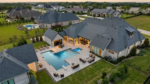 660 Louise Dr, Fairview, TX, 75069-9420 | Card Image