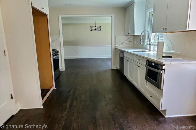 Open kitchen space | Image 7