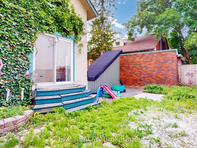 7 David St, House other with 4 bedrooms, 2 bathrooms and 2 parking in Brampton ON | Image 31