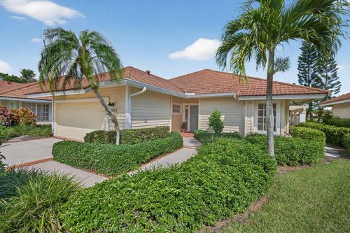 7036 Se Winged Foot Dr, Stuart, FL, 34997-8623 | Card Image