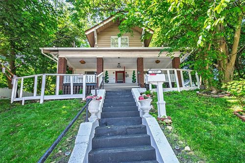 1337 Greensburg Pike, N Versailles, PA, 15137 | Card Image