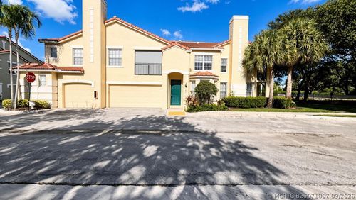 106 Belmont Pl, Boynton Beach, FL, 33436-7801 | Card Image