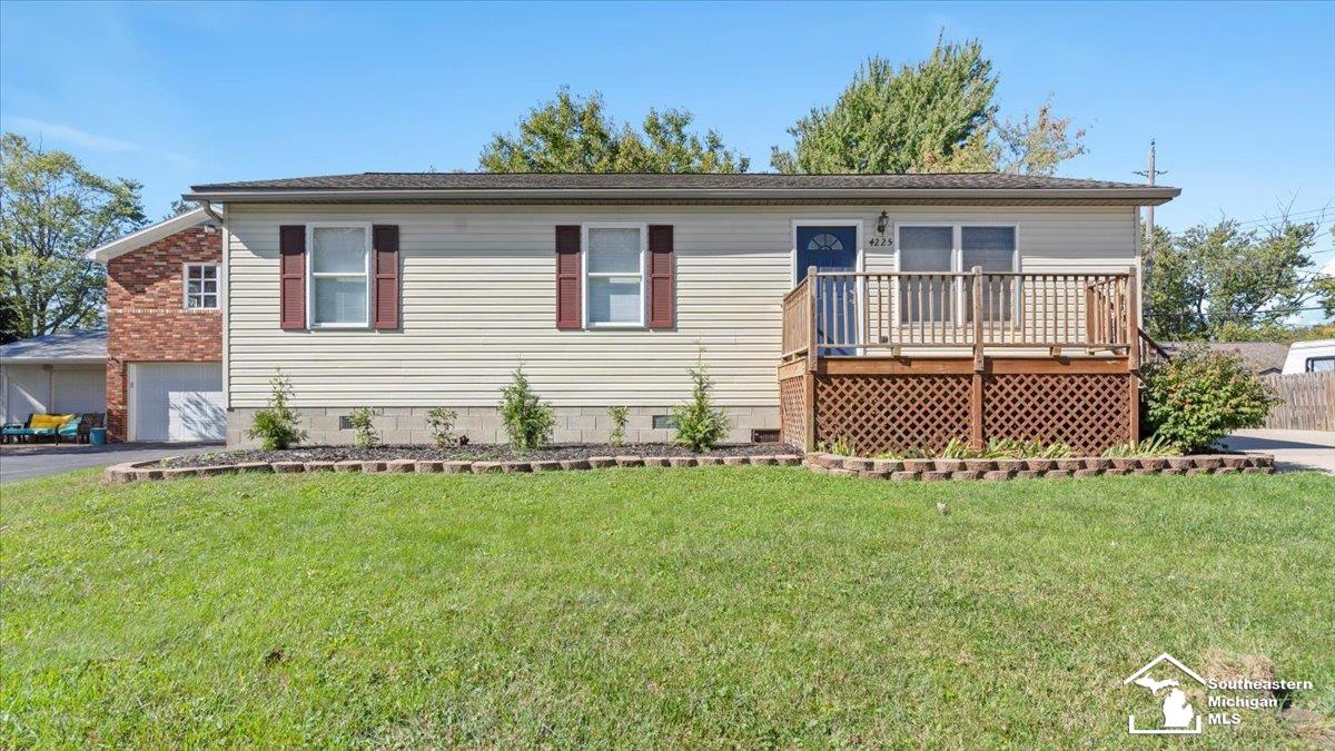 Avenue D , Newport, MI 48166