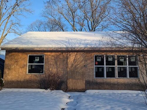 1706 Robertson Ave, Lansing, MI, 48915-1555 | Card Image