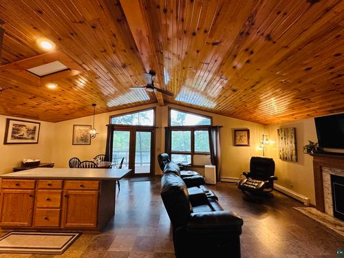 10375 Hillside Ln, Iron River, WI, 54847 | Card Image