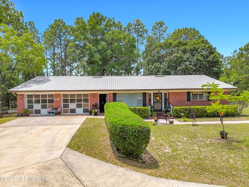110 Patch Street, Interlachen, FL, 32148 | Card Image