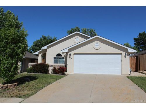 838 Edna Ln, Pueblo, CO, 81005-1483 | Card Image