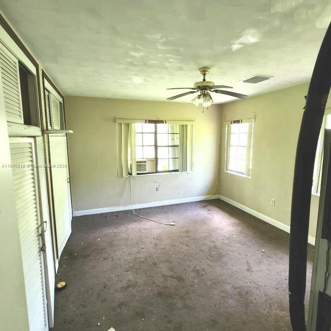 3250 Bacom Point Rd, House other with 5 bedrooms, 2 bathrooms and null parking in Pahokee FL | Image 7