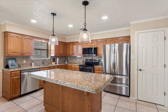 215 Lakeview Dr, House other with 3 bedrooms, 3 bathrooms and null parking in Trinidad TX | Image 10