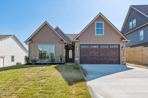 3019 Bridgewater Blvd, Morristown, TN, 37814-1983 | Card Image