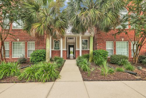1528 Oxborough Cir, Mount Pleasant, SC, 29466-8123 | Card Image