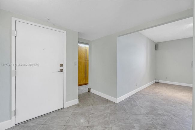APT-624 - 90 Edgewater Dr, Condo with 2 bedrooms, 3 bathrooms and null parking in Coral Gables FL | Image 22