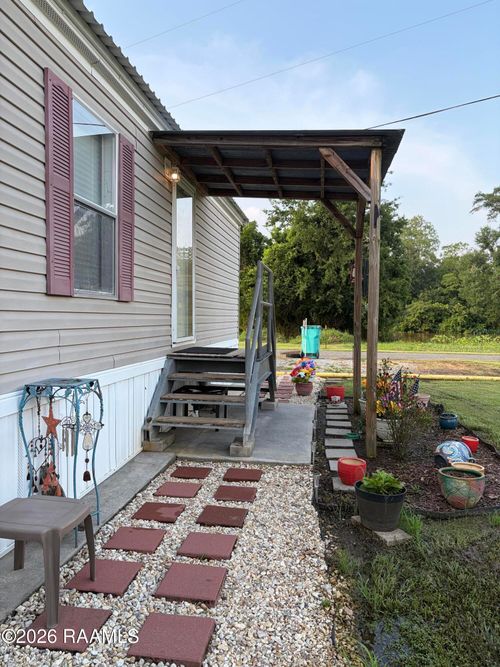 460 Bayou Rd, Port Barre, LA, 70577-5426 | Card Image
