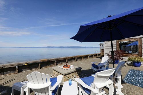 2935 Island Highway W, Qualicum Beach, BC, V9K2H2 | Card Image