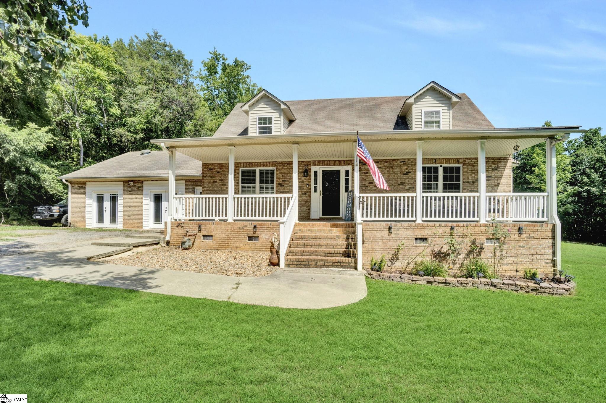 Kellett Rd, Gray Court, SC 29645