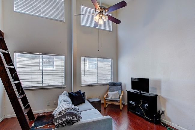 APT-2 - 1010 W 23 Rd St, Condo with 2 bedrooms, 2 bathrooms and 1 parking in Austin TX | Image 25