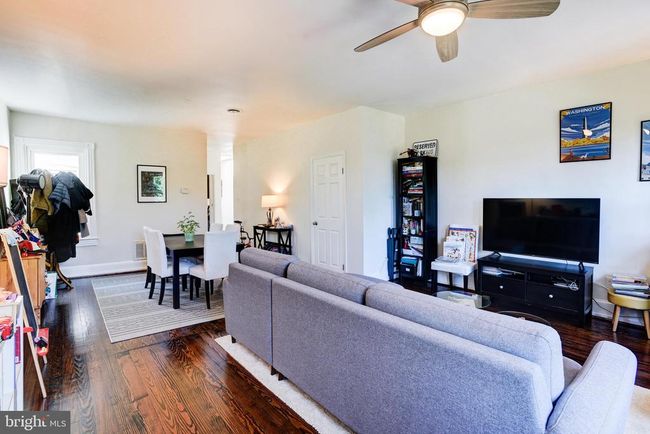 APT-3 - 3020 R St Nw, Condo with 2 bedrooms, 1 bathrooms and null parking in WASHINGTON DC | Image 6