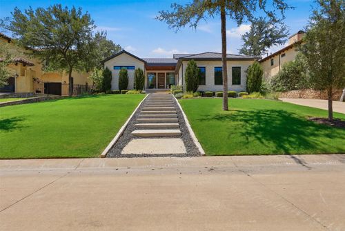 9433 Sagrada Park, Fort Worth, TX, 76126-1916 | Card Image