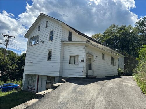 129 Village Rd, Friedens, PA, 15541 | Card Image