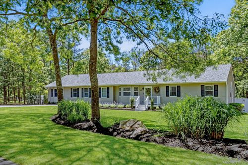 20 Charter Court, Brookhaven, NY, 11949 | Card Image