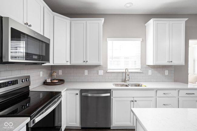 6429 Flag Stop Dr, House other with 5 bedrooms, 3 bathrooms and null parking in Whitestown IN | Image 14