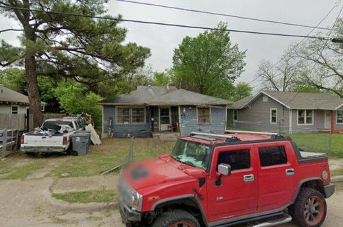4110 Carl St, Dallas, TX, 75210-1807 | Card Image