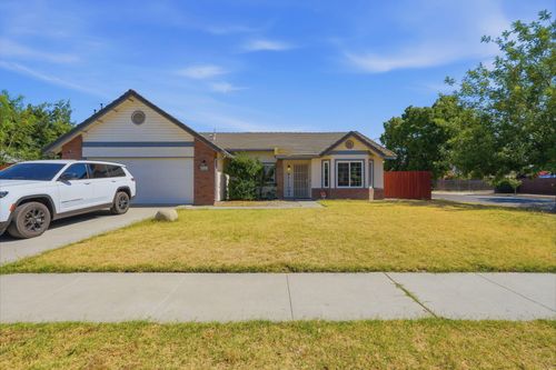 151 Brentwood Dr, Lemoore, CA, 93245-4321 | Card Image