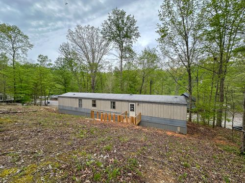 460 N Lake Dr, Burnside, KY, 42519-9648 | Card Image