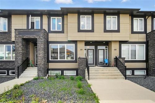 212 Park Dr E, Winnipeg, MB, R3Y0Y5 | Card Image
