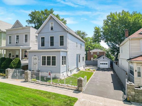 20 Glover Ave, Yonkers, NY, 10704-4204 | Card Image