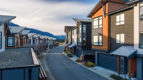 41224 Highline Pl, Squamish, BC, V8B1C2 | Card Image