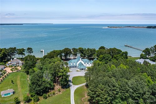 3315 Windmill Point Rd, White Stone, VA, 22578-3133 | Card Image