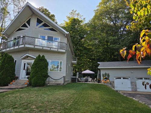16 Shore Rd, Lake Hopatcong, NJ, 07849-1214 | Card Image