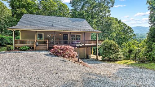 616 Appaloosa Trl, Waynesville, NC, 28785-7776 | Card Image