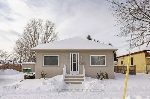 102 Alma St, St Thomas, ON, N5P3B1 | Card Image